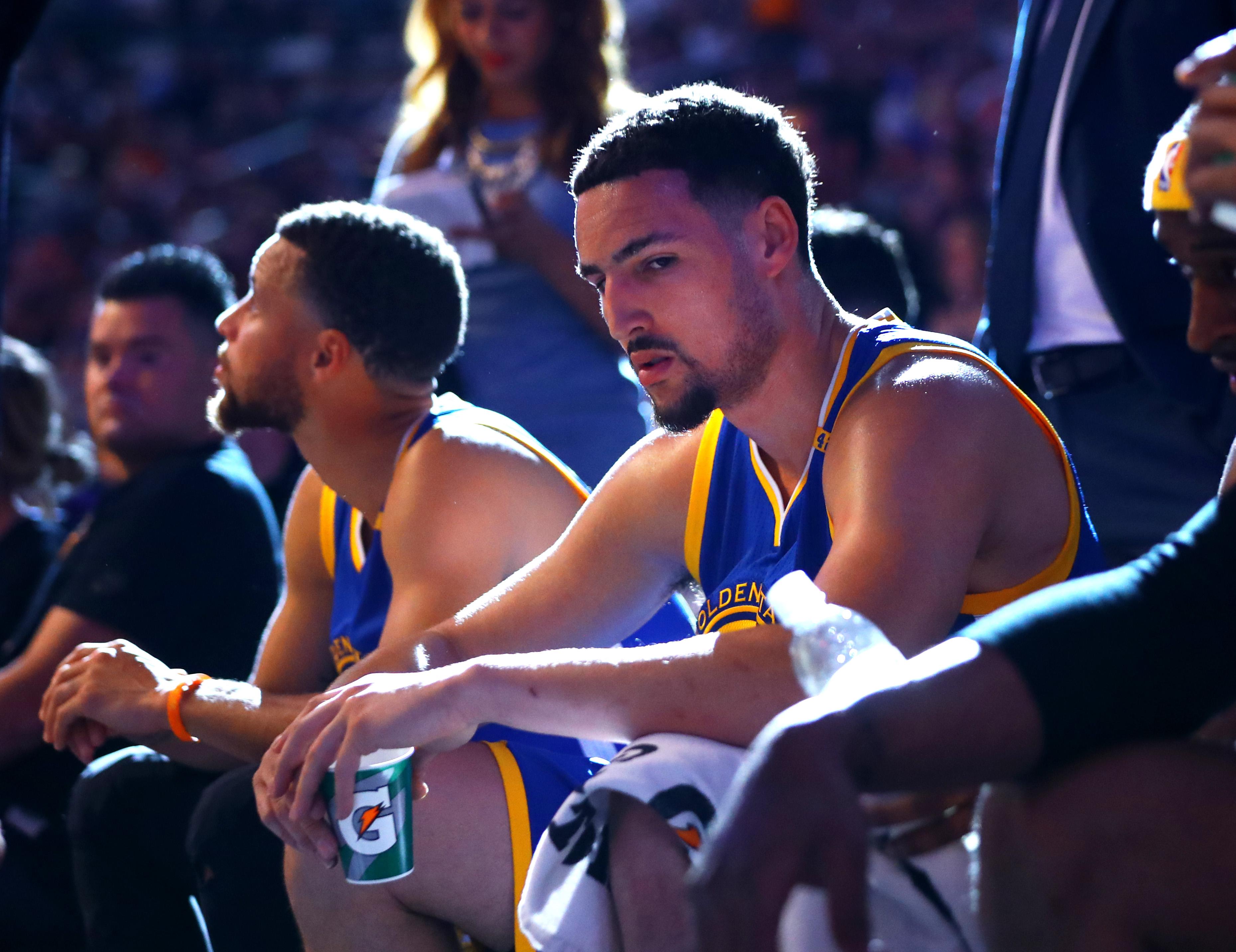 随后抓到两 随后抓到两